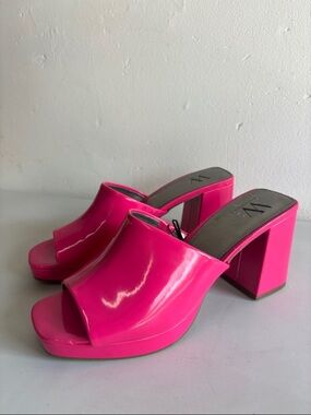 Worthington Hot Pink Patent Open-Toe Block Heel Mules